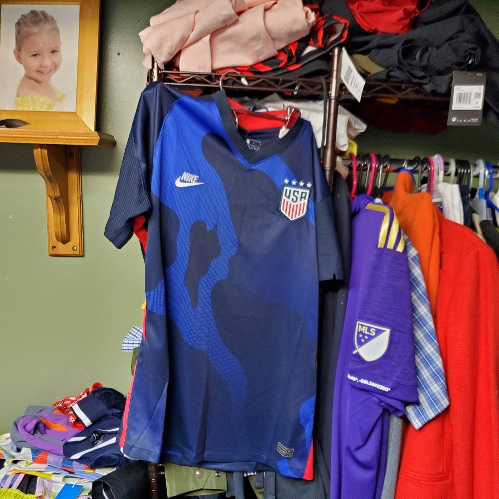 Nike Authentic USA Olympic Womes Soccer Jersey Size Large CD0907-475